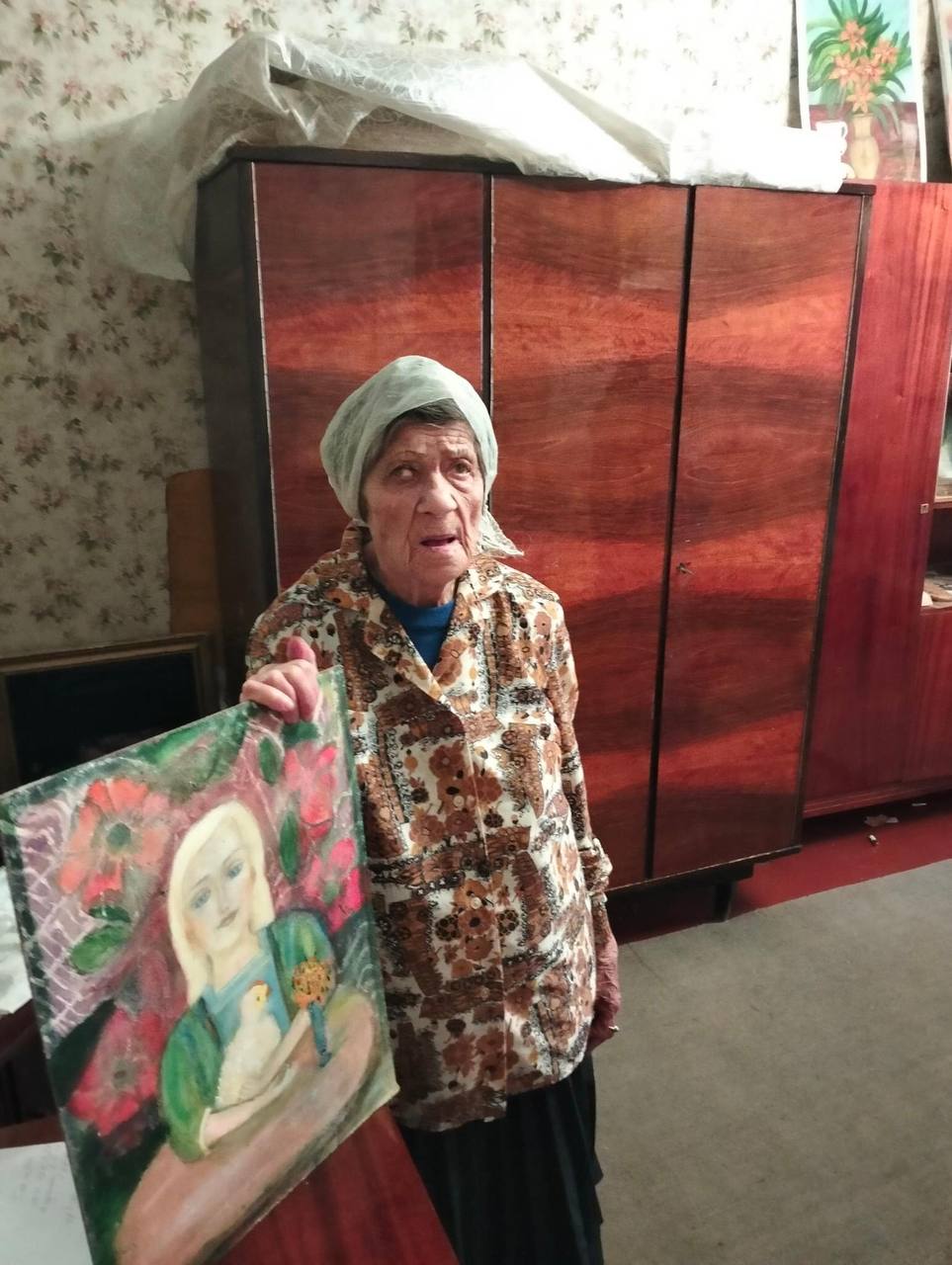 Херсонська художниця Олена Рибальченко передала свої роботи художньому музею