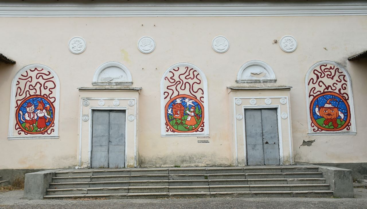Новий патріотичний стріт-арт прикрасив стіни будинків на Миколаївщині (фото)