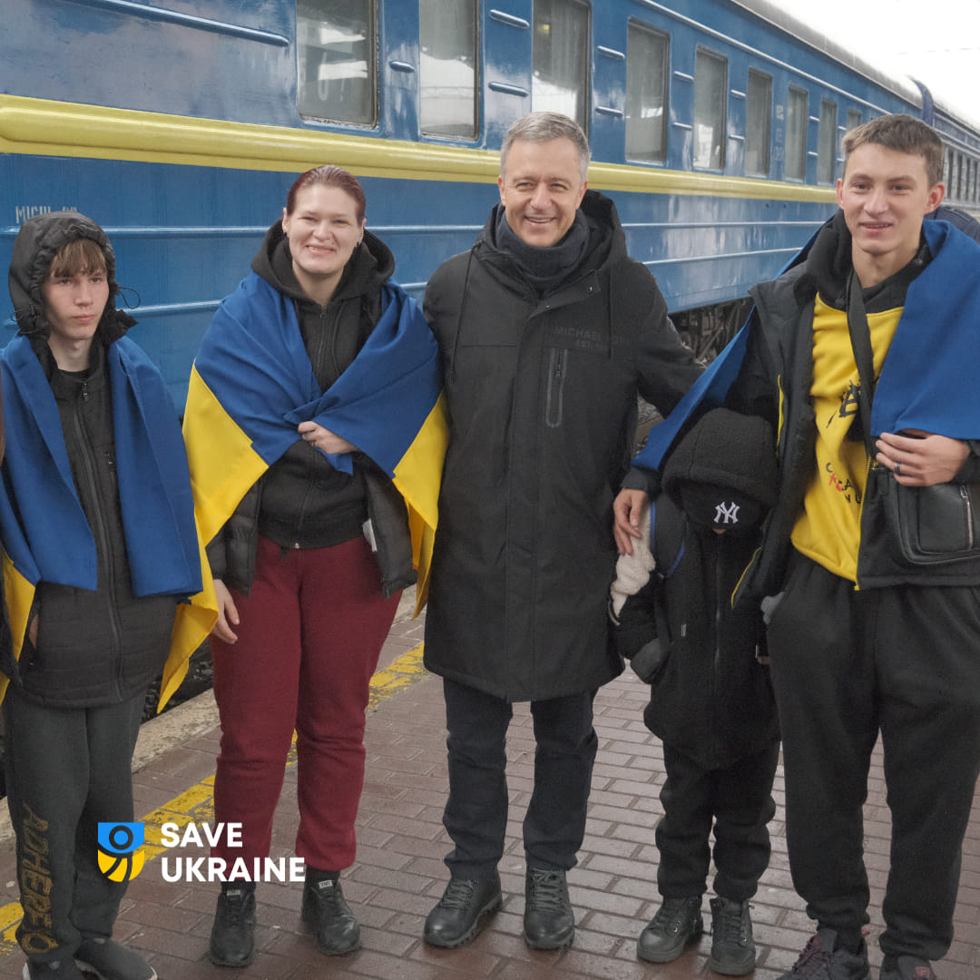 Маленького Єлисея з Херсонщини ледь не всиновили: ще трьох дітей вдалося повернути з ТОТ