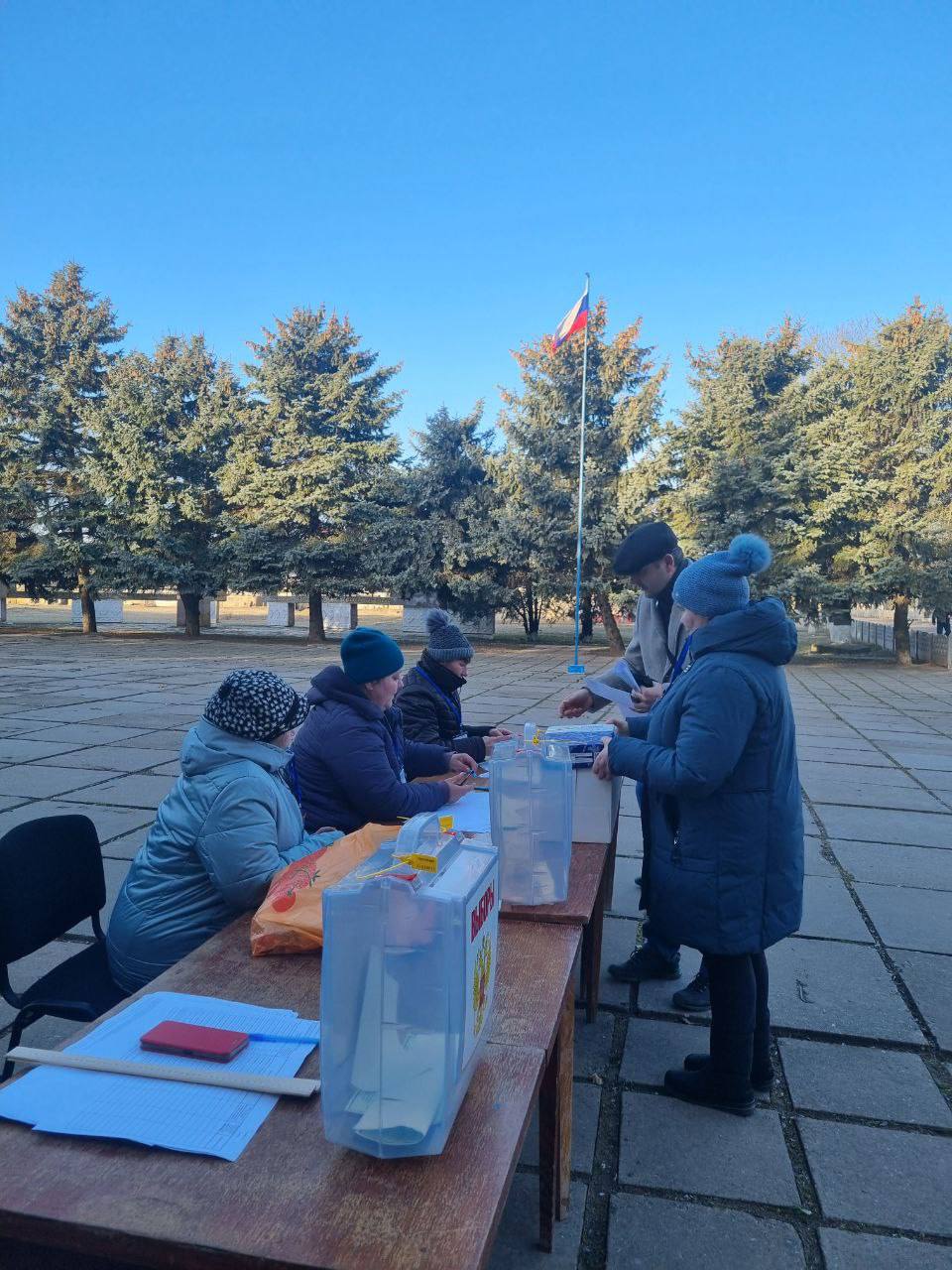 На тимчасово окупованій частині Херсонської області стартували так звані вибори президента рф