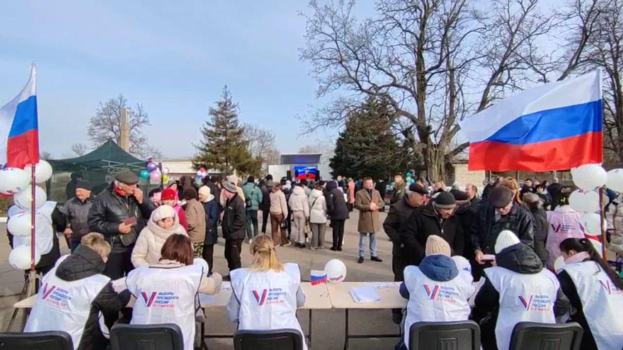Псевдовибори на лівобережній Херсонщині: окупанти голосують і за себе, і за місцевих жителів та їхніх сусідів