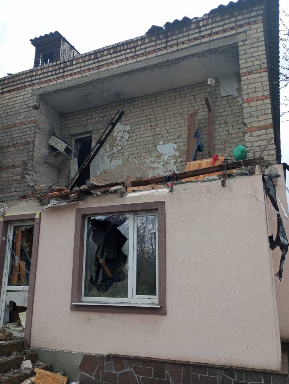 Ворог тероризує дронами Бериславщину: за два дні – 5 постраждалих цивільних (фото)