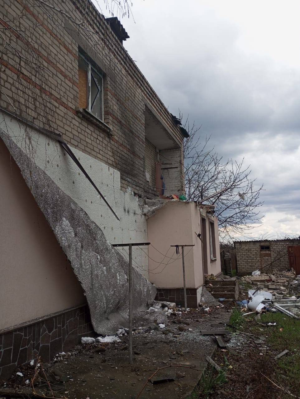 Ворог тероризує дронами Бериславщину: за два дні – 5 постраждалих цивільних (фото)