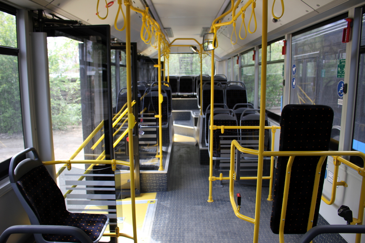 Два в одному – тролейбус і автобус: Миколаїв отримає 31 одиницю нової техніки, але бракує водіїв (фото)