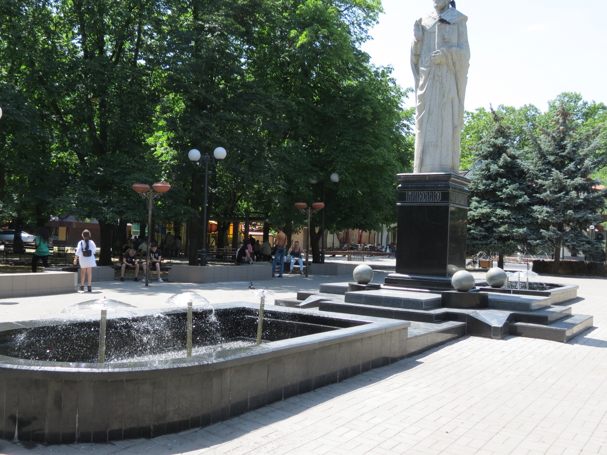 У Миколаєві знову псують комунальне майно: міські служби погрожують відключити фонтани