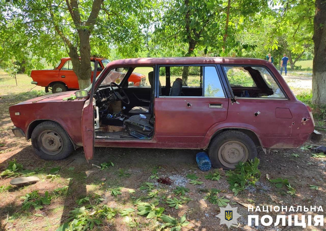 Атаки з дронів та удари КАБами – наслідки ворожих обстрілів Херсонщини за минулу добу (фото)