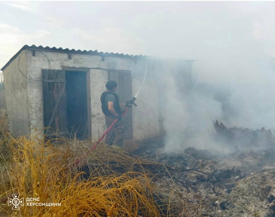 Через ворожі обстріли за добу на Херсонщині виникло 7 пожеж 