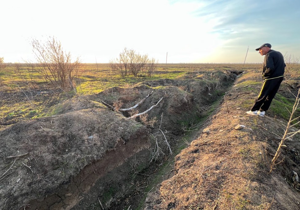 Знищене село на Херсонщині: окупанти вивезли людей у поле та зруйнували все вщент (фото)