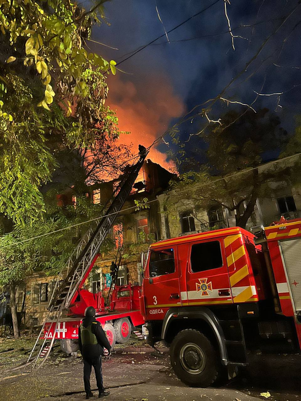 Масований удар по Одесі: наслідки російського воєнного злочину (фото)