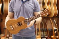 На що здатна маленька гітара укулеле?