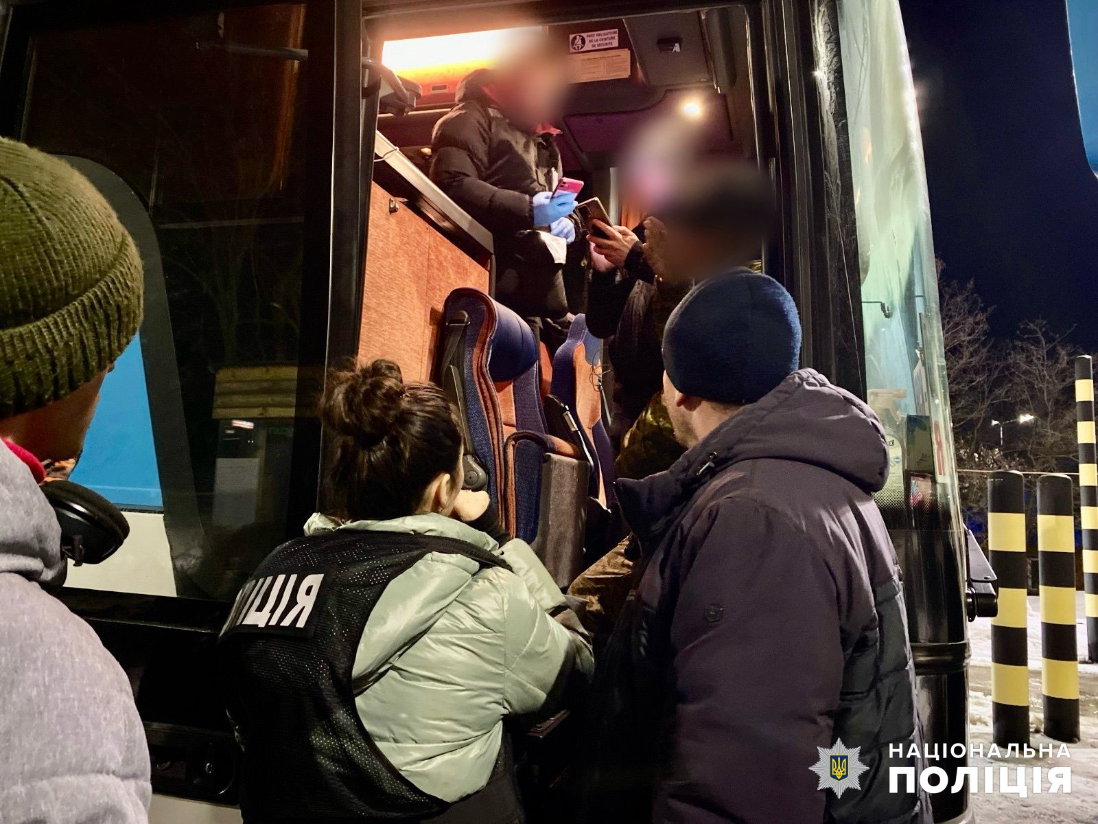 Вивозив ухилянтів у спальному відсіку: водій рейсового автобуса Одеса-Кишинів отримав підозру