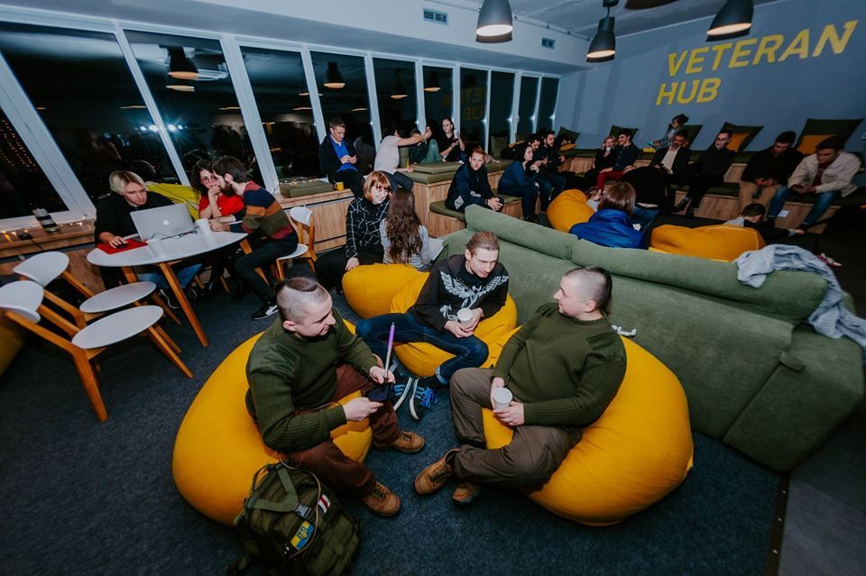Одеський «ХАБ Ветеран» допоможе оформити пенсії, пільги та виплати військовослужбовцям та їхнім родинам