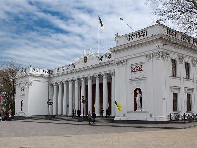 В Одеській міськраді склали мандати одразу чотири депутата
