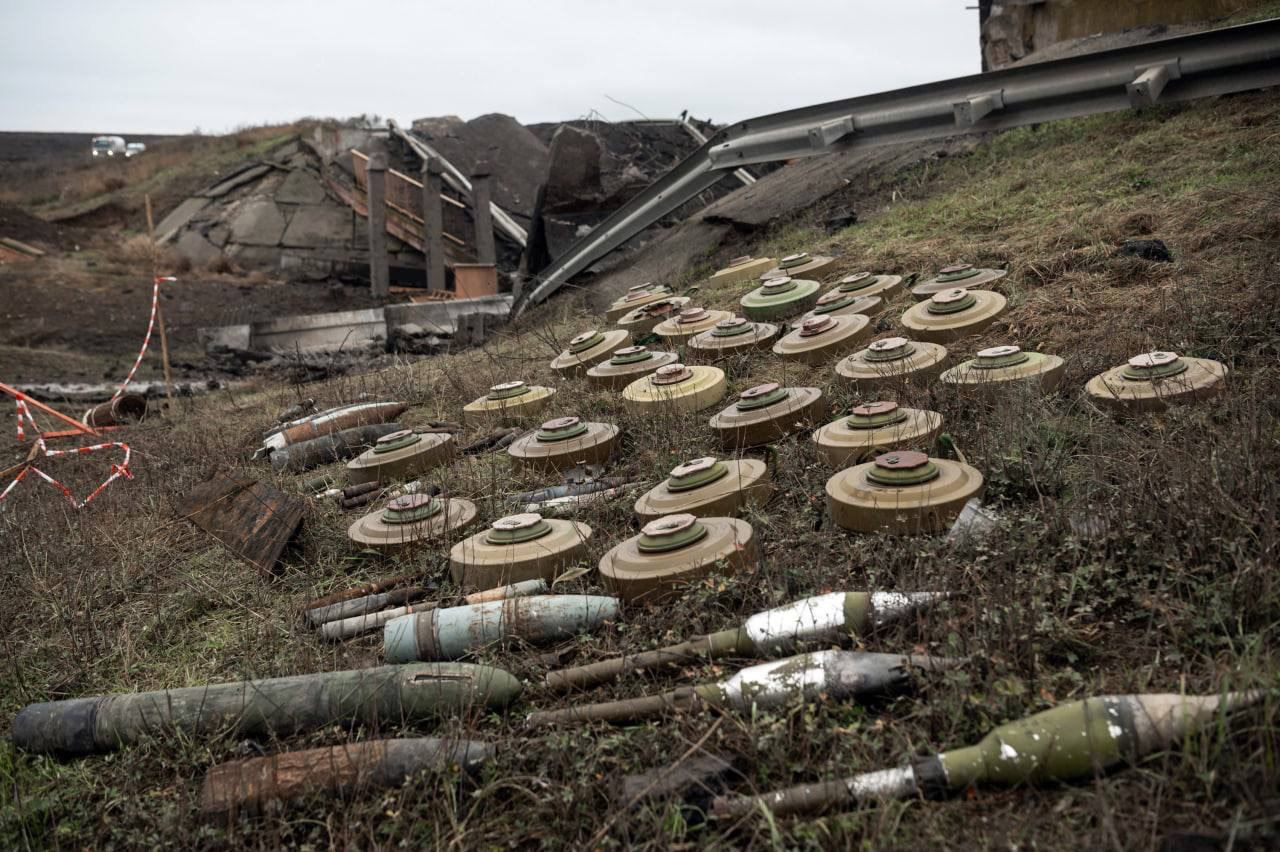 Землі деокупованої Херсонщини стали безпечнішими – вже знешкоджено 146 тисяч вибухового залізяччя