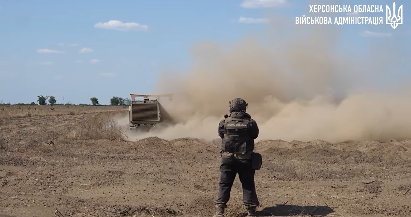 Херсонщина в лідерах за темпами та масштабами розмінування: який відсоток території вже очистили