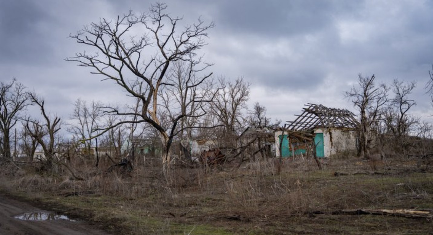 На правобережній Херсонщині – 9 повністю зруйнованих сіл: чи будуть їх відновлювати?