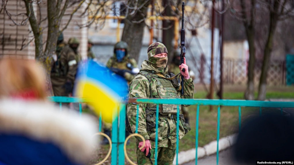 Загарбники звітують про зростання проукраїнських настроїв на ТОТ Херсонщини та просять збільшити контингент силовиків