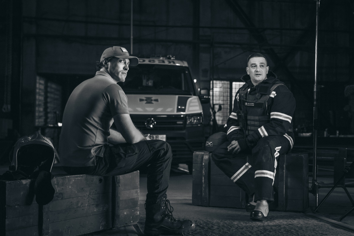 Вийшов трейлер фільму «Форма вогню» - розповідь про роботу рятувальників у Херсоні одразу після визволення