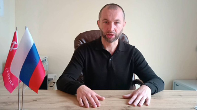 Зрадник Філіпчук погрожує каховчанам, які ігнорують російський рубль