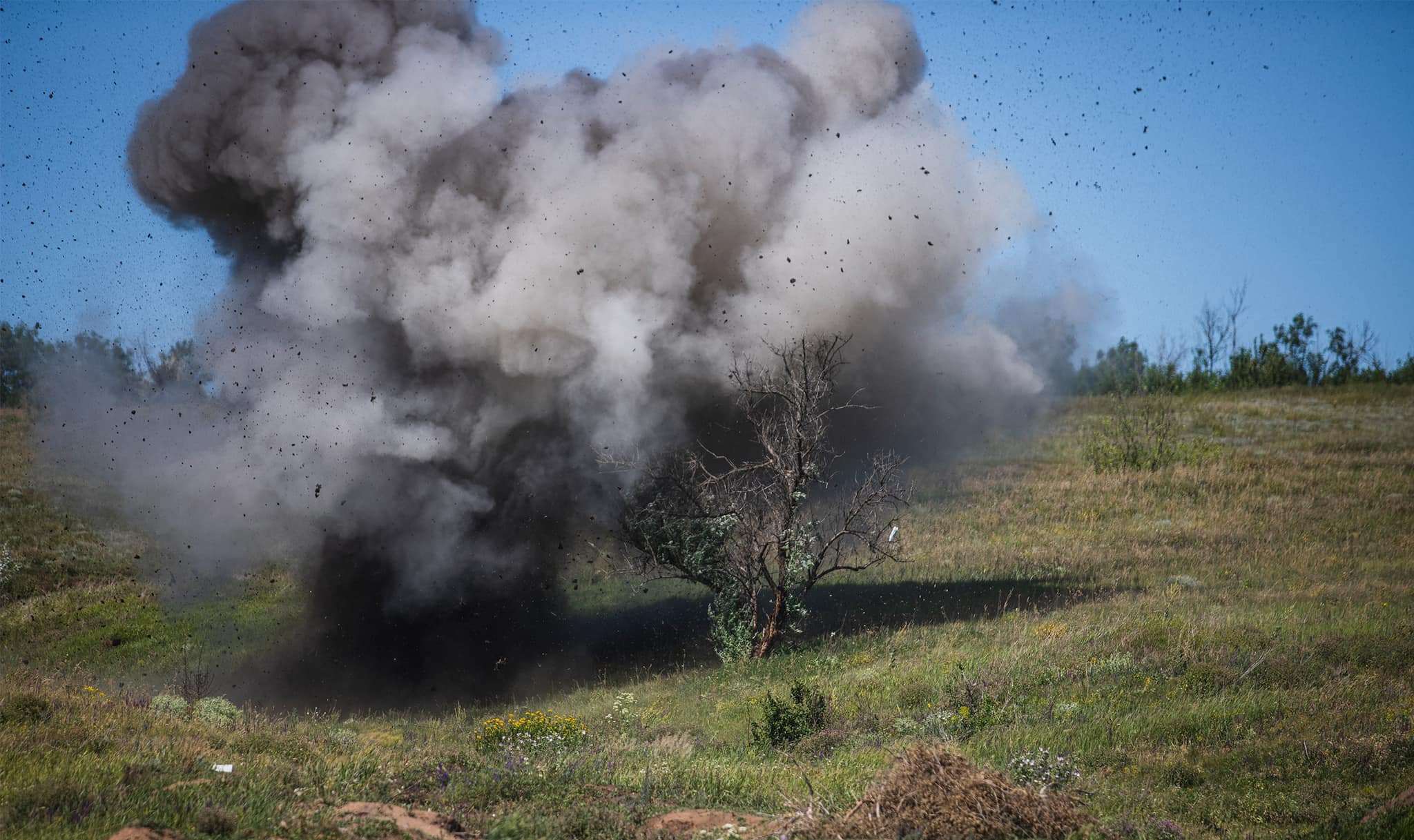 Херсонський напрямок: окупанти безуспішно атакують і скаржаться на засилля українських дронів