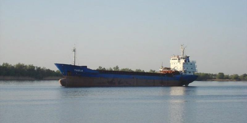 Від обстрілів у порту Херсона постраждали два турецькі судна