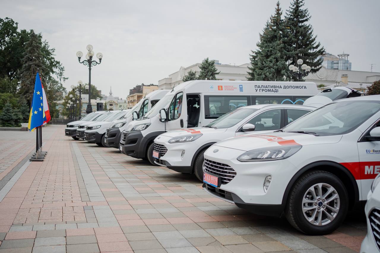 Миколаївщині та Херсонщині передадуть спецавтівки для допомоги населенню віддалених громад