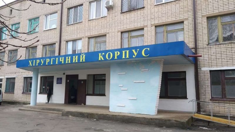 У Каховці російські окупанти вирішили закрити останню лікарню