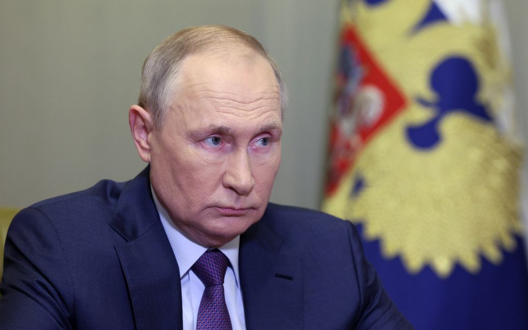 Путін оголосив «воєнний стан» на окупованих територіях України. Що це означає – думки політиків та експертів