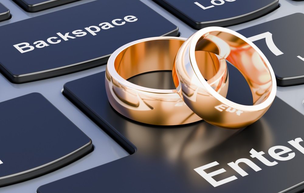 Одруження в декілька кліків: українці зможуть укладати шлюб у застосунку «Дія»