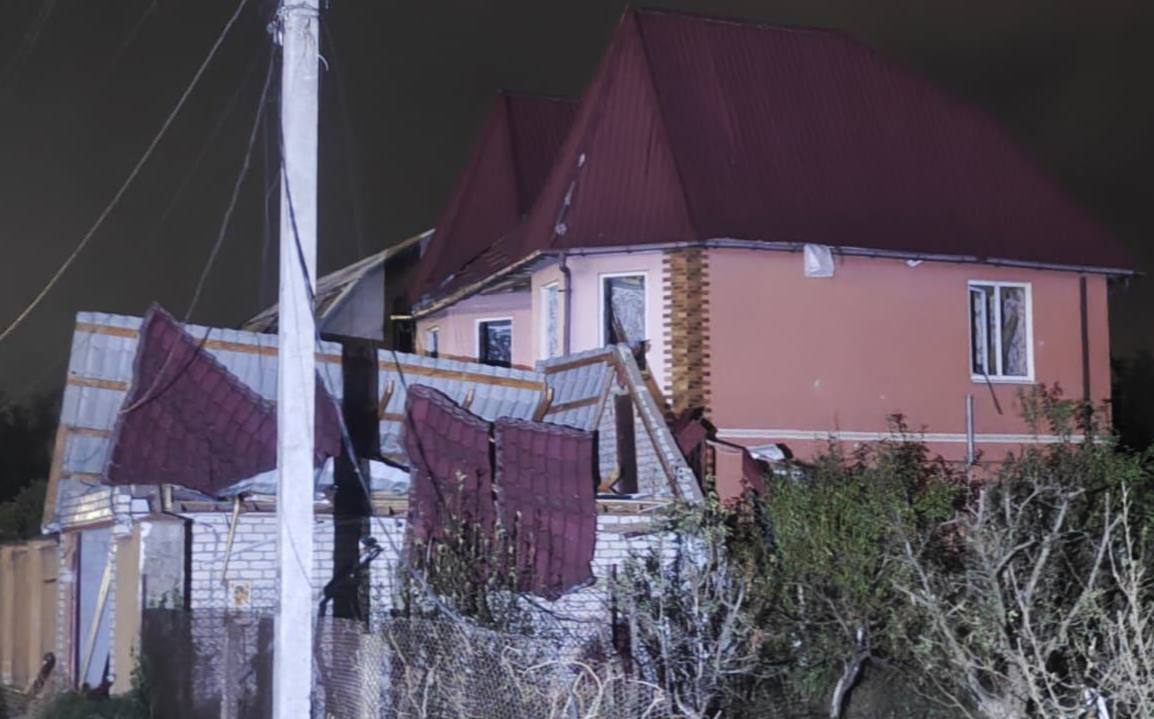 Ракетний удар по передмістю Одеси: загинуло подружжя (фото)