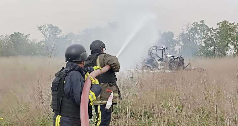 «Трактори їздять з РЕБами»: як на Херсонщині аграрії борються за врожай 