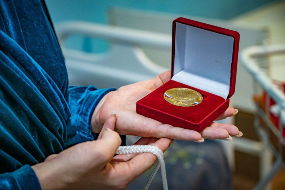 Сальдо роздає медалі немовлятам: яка ситуація з народжуваністю на окупованій Херсонщині