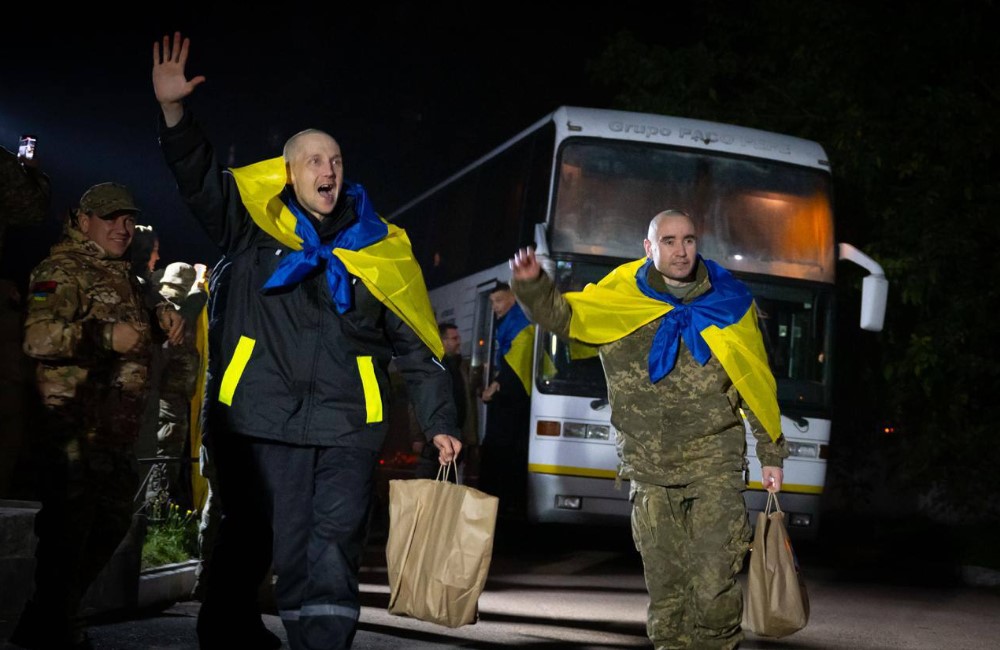 З російського полону повернули трьох захисників з Херсонщини (фото)