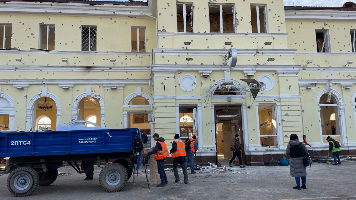 В уряді обговорили посилення заходів безпеки на херсонському залізничному вокзалі