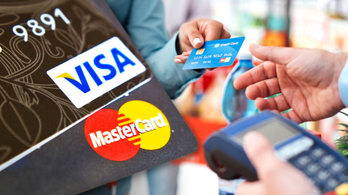 Visa чи MasterCard: вибір платіжної системи в Україні