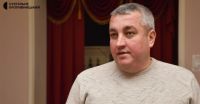 Сім місяців судів: херсонця поновили на посаді директора Театру корифеїв у Кропивницькому