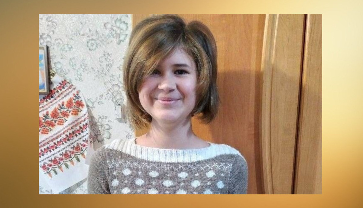 12-річна школярка з Херсонщини спілкується з Наталією Гуменюк і має грамоту від Валерія Залужного