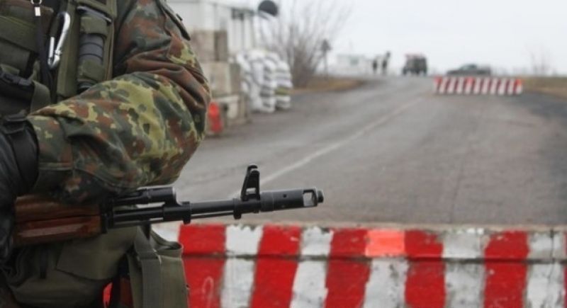 Блокування виїзду через Василівку триває: за три тижні окупанти пропустили до Запоріжжя лише 4 людини