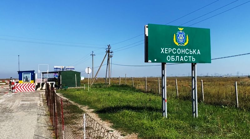 Евакуація через Крим – досвід людей, які виїхали з Херсона та Мелітополя