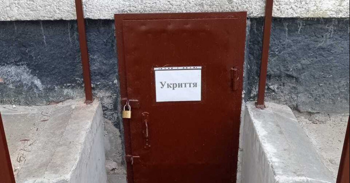 Немає оплати – зачинені двері: чому деякі укриття в Южному на Одещині під час тривоги виявилися недоступними