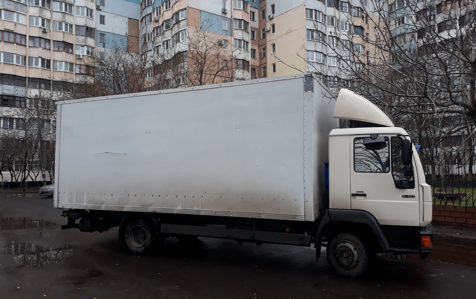 Для ВПО та ветеранів діє послуга безкоштовного перевезення вантажів: як скористатися