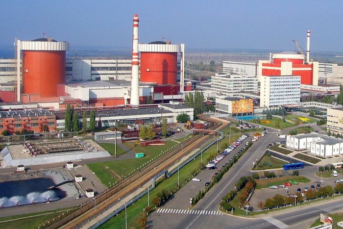 Ядерний тероризм Росії: ракета впала за 300 метрів від ядерних реакторів Південноукраїнської АЕС