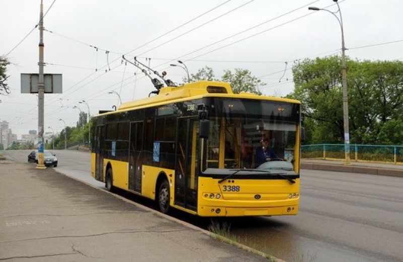 Сьогодні на маршрути міста вийшло 12 тролейбусів