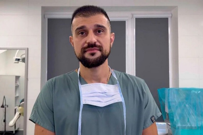 Пластичні хірурги-волонтери з Одеси повертають обличчя жертвам війни