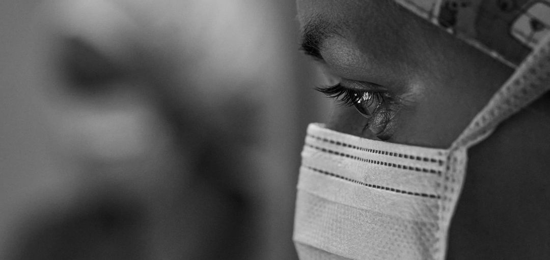 Медицина війни. Лікарі з Оріхова: «Оперували під свистом ракет і фосфорними бомбардуваннями»