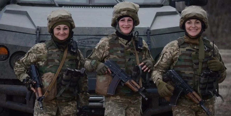 Що відомо про обмеження та військовий облік жінок