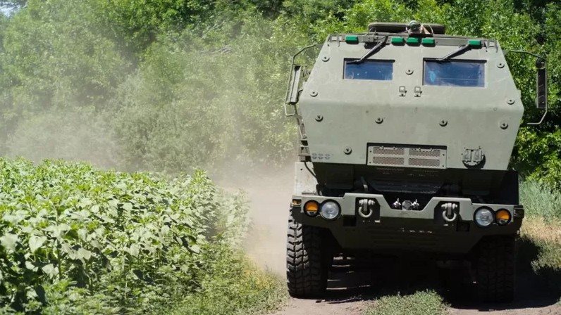 Дерев’яні HIMARS на службі ЗСУ. Як українські муляжі дурять російських військових