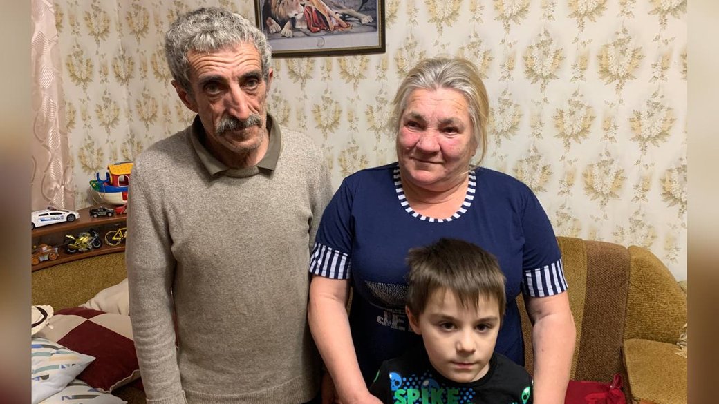 Від мирного життя — спогади у фотоальбомі. Історія переселенців із села Таврійське на Херсонщині