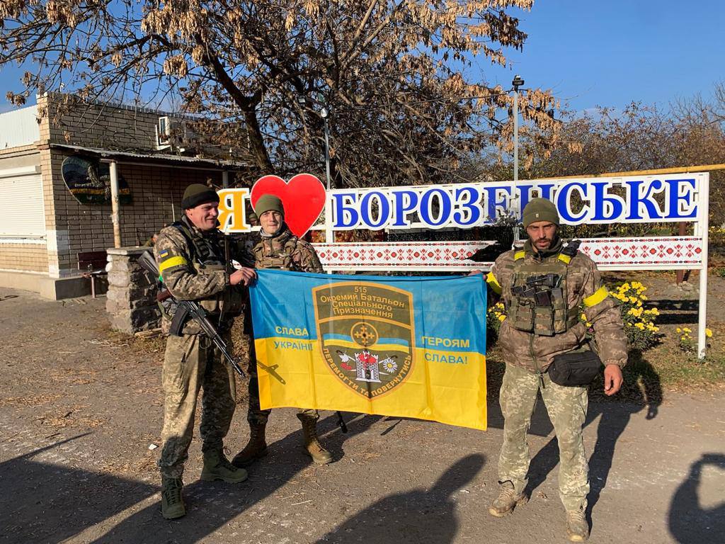 Брускінське, Дудчани, Станіслав, Киселівка – з українськими прапорами