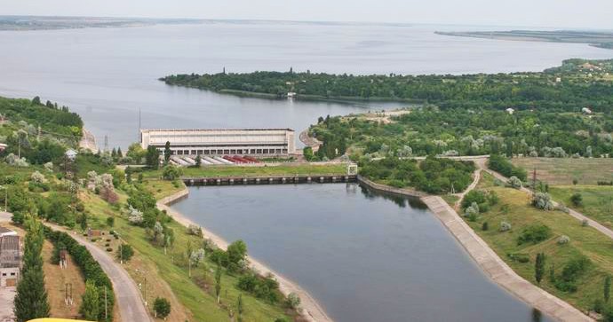 Російські окупанти затопили головну насосну станцію Каховського магістрального каналу: у чому загроза